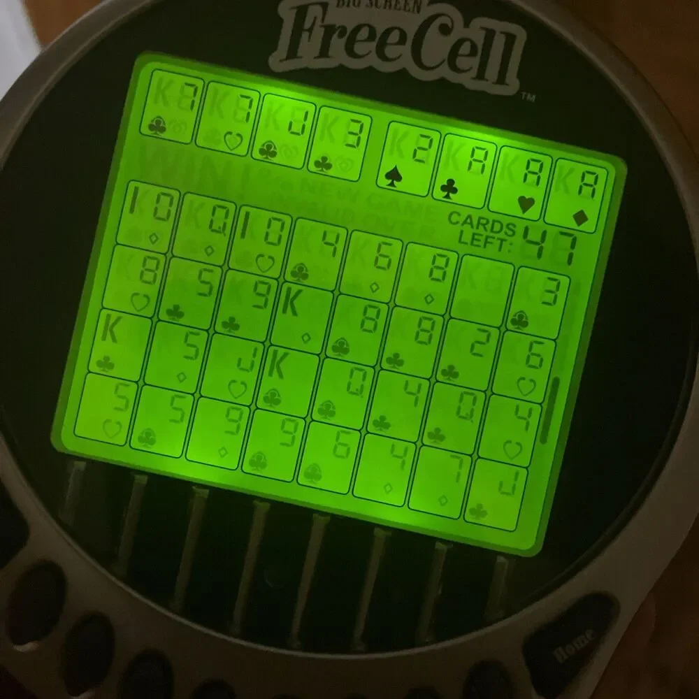 RADICA Big Screen FreeCell Solitaire Handheld Electronic Game 2003 Tested Works
